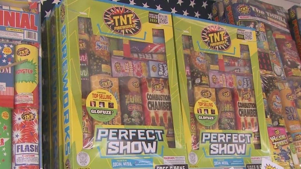 Roseville's Fireworks Supercenter draws crowds with sales officially underway ahead of July 4