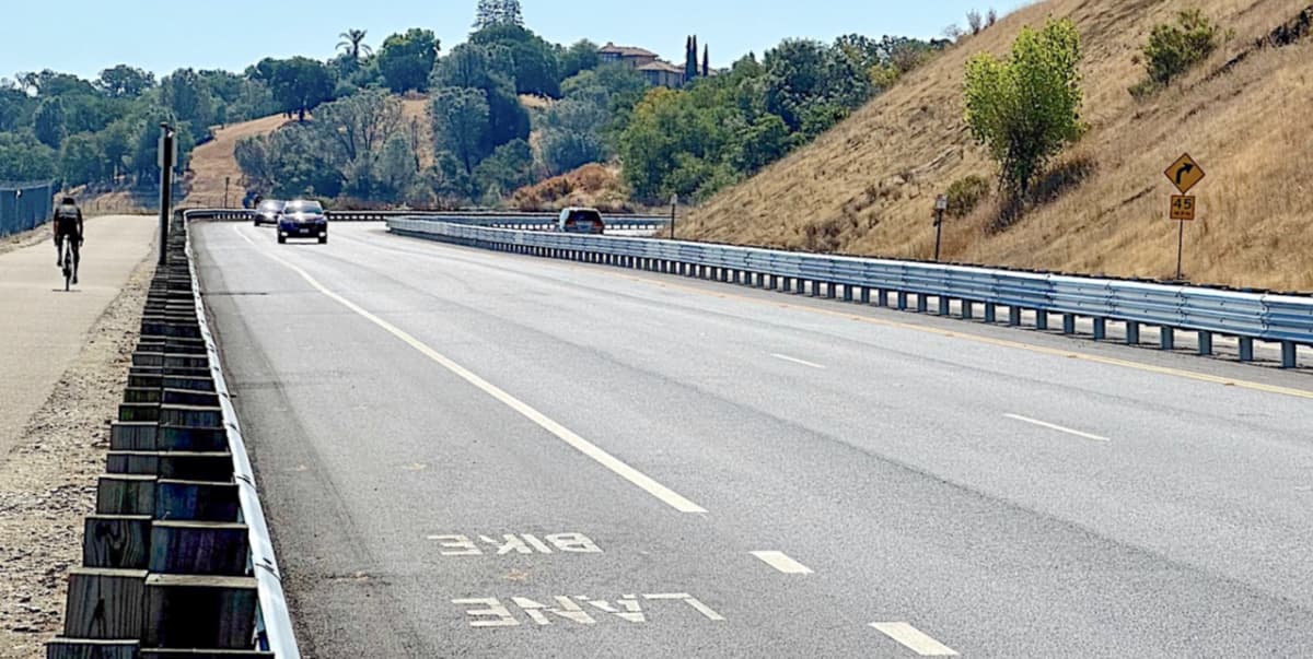 City advances next phase of Folsom Lake Crossing safety project