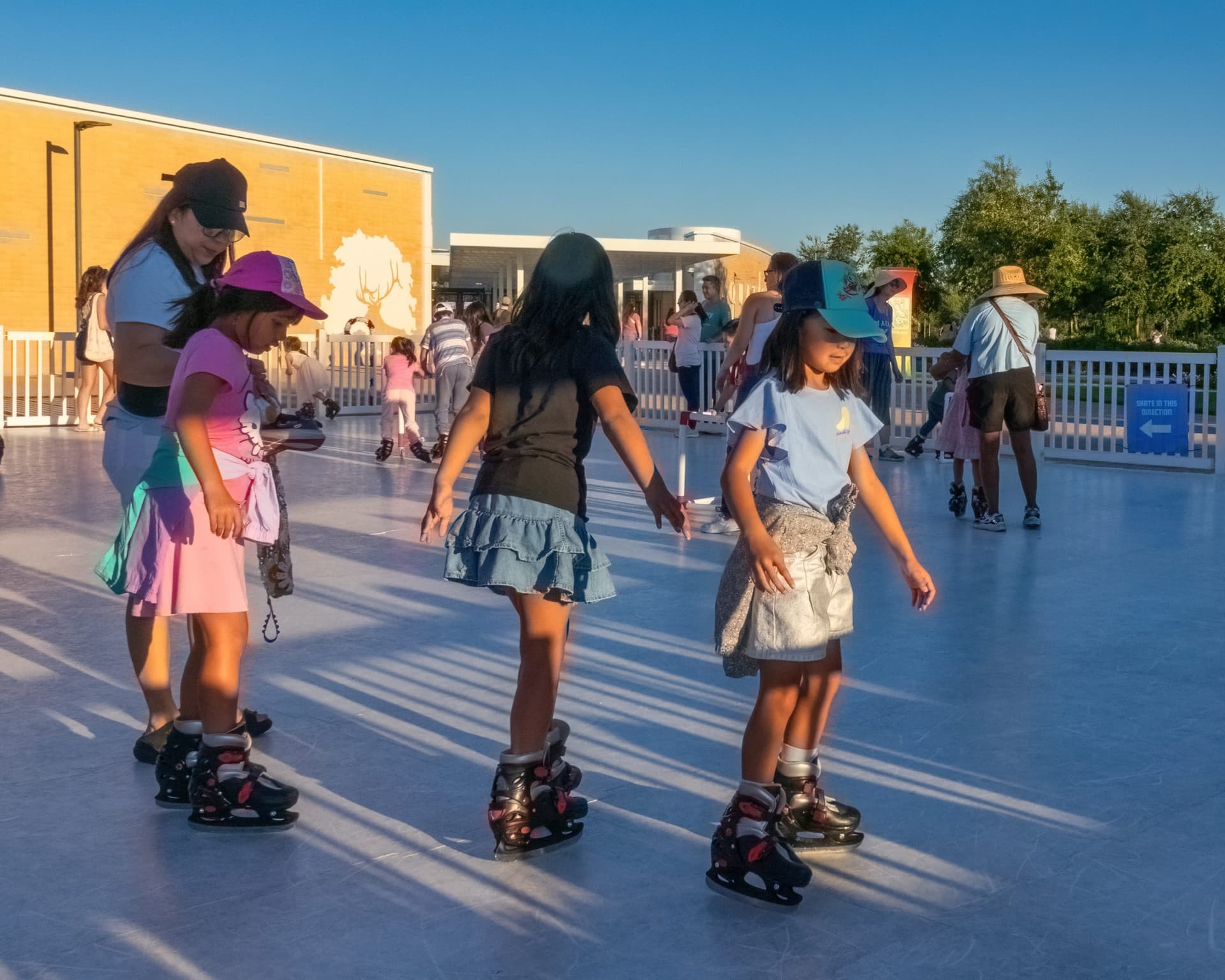 Fridays in the Grove: Christmas in July